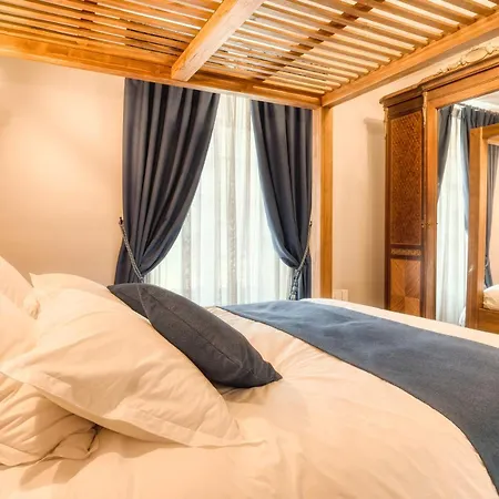 Nocleg ze śniadaniem Le Petit Chateau De Au Bois Du Mee