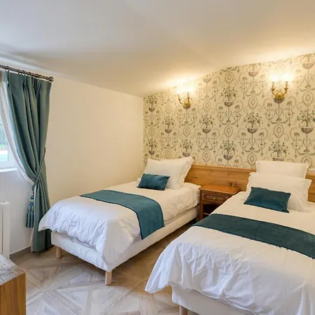 Le Petit Château De Au Bois Du Mée Bed & Breakfast Barbizon
