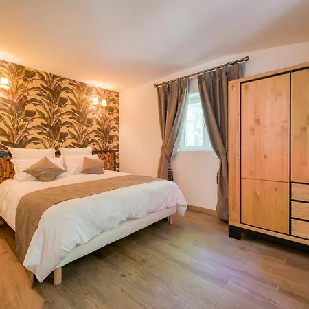 Nocleg ze śniadaniem Le Petit Chateau De Au Bois Du Mee Barbizon