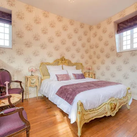 Nocleg ze śniadaniem Le Petit Chateau De Au Bois Du Mee 4*