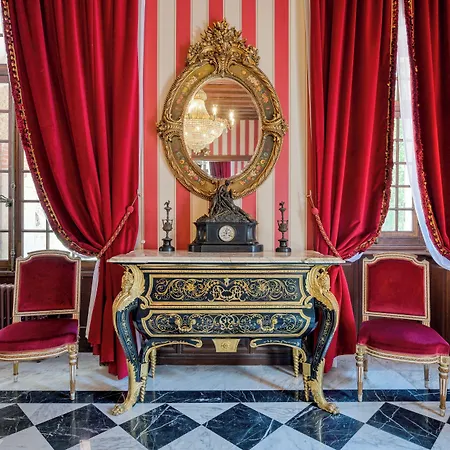 Le Petit Château De Au Bois Du Mée 4* Barbizon
